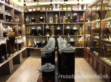 Ngâm rượu bàu đá với thảo dược đúng chuẩn, thơm ngon